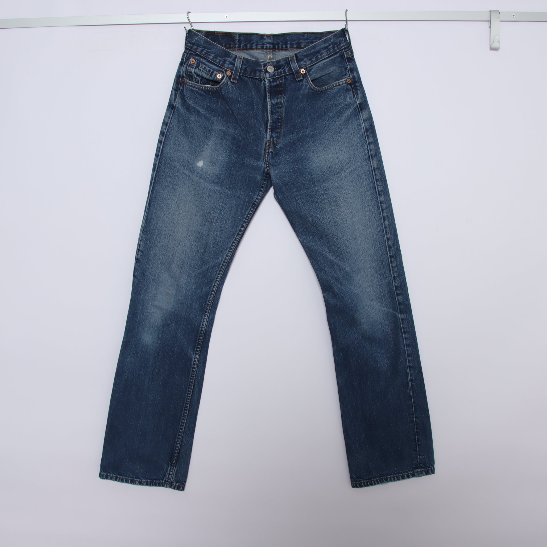 Levi's 501 Jeans Denim Vintage W30 L34 Unisex – Vintage Clothing Shop