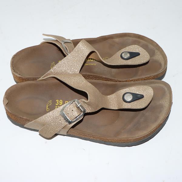 Birkenstock Gizeh sandalo cipria in pelle EU 39 donna