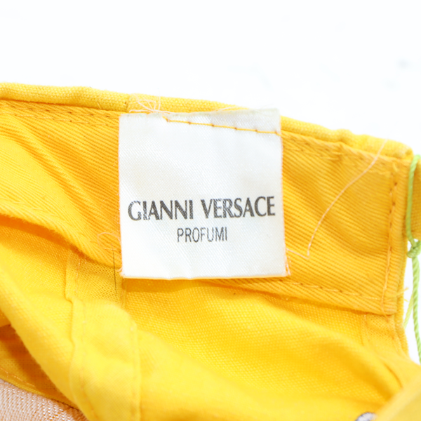 Gianni Versace cappello giallo unisex