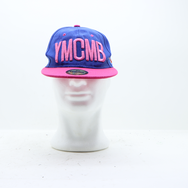 YMCMB cappello blu e fucsia unisex