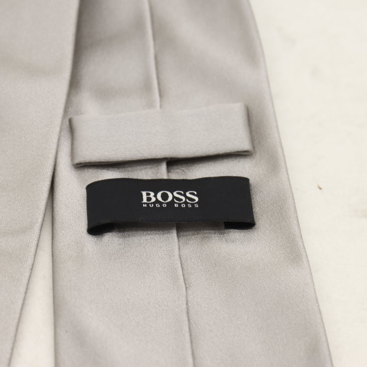 Hugo Boss Cravatta Uomo Grigia 100% Seta